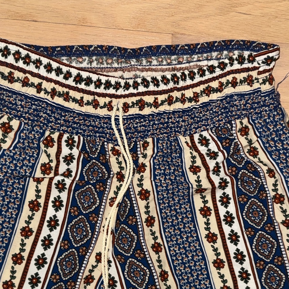 Shosho Blue and Cream Wide Leg Pants - Picture 4 of 13